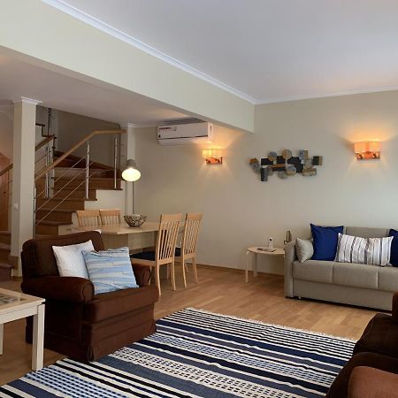 Duplex Apartment With Terrace In Cascais Downtown Exterior photo